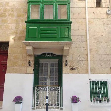 Stylish 1br Townhouse Near Valletta Il-Furjana