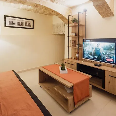 Semesterbostad Stylish 1br Townhouse Near Valletta