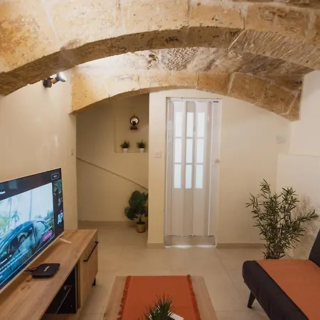 Semesterbostad Stylish 1br Townhouse Near Valletta Il-Furjana