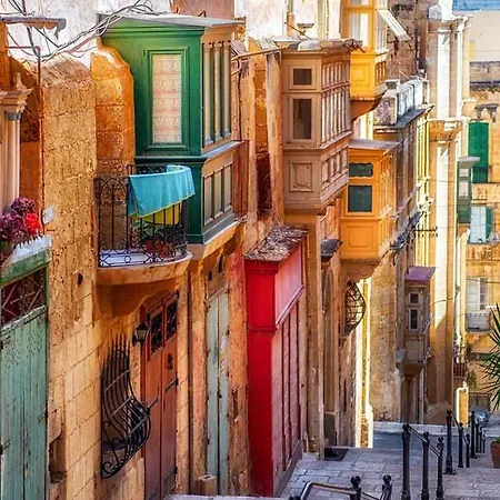 Stylish 1br Townhouse Near Valletta Il-Furjana