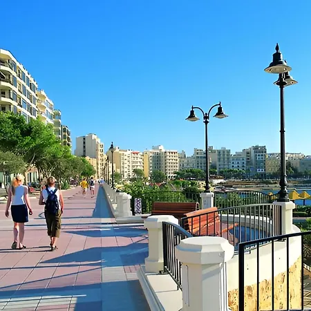 Stylish 1br Townhouse Near Valletta Il-Furjana